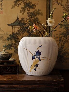 Vintage Otagiri “Grand Iris” Japanese Vase